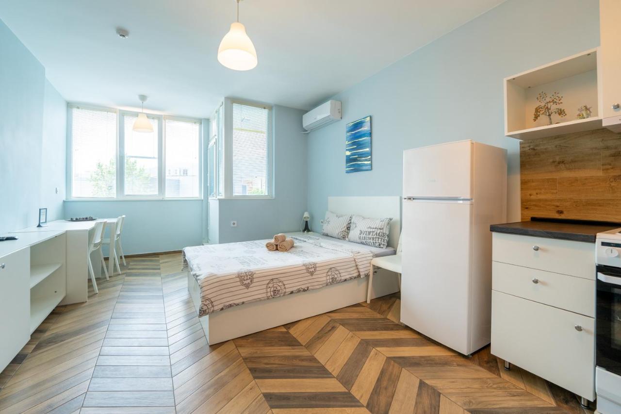 Cozy Little Apartment In Studentski Grad 索菲亞 外观 照片
