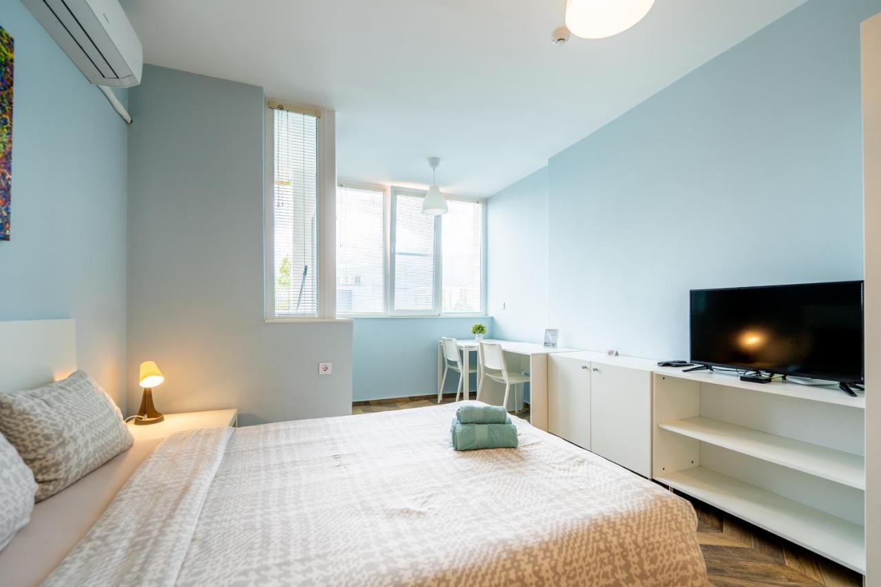 Cozy Little Apartment In Studentski Grad 索菲亞 外观 照片